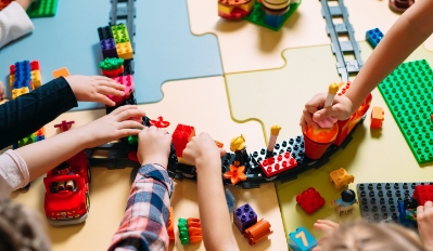 kids playing with bricks